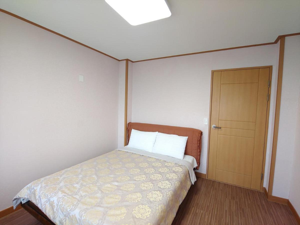 Gyulhouse Pension Szogüpho Kültér fotó