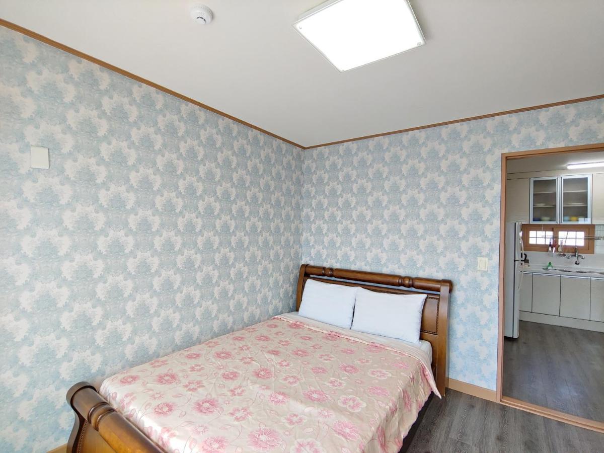 Gyulhouse Pension Szogüpho Kültér fotó