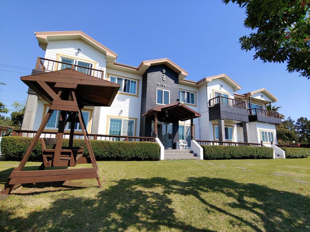 Gyulhouse Pension Szogüpho Kültér fotó